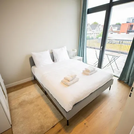 Alphabet -2e Pijnackerstraat 13 *