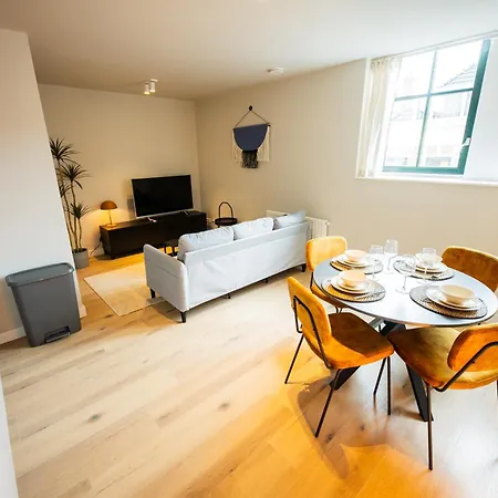 Alphabet -2e Pijnackerstraat 13 * Ρότερνταμ