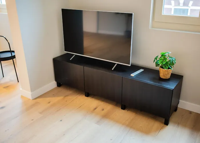 Daire Alphabet -2e Pijnackerstraat 13