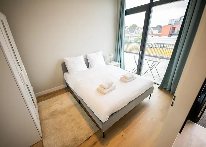 Alphabet -2e Pijnackerstraat 13 *