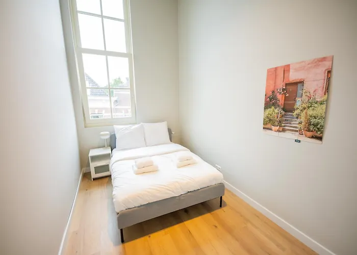 Alphabet -2e Pijnackerstraat 13 * Rotterdam