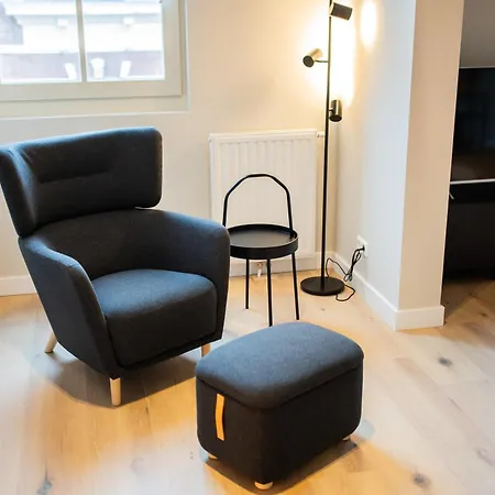 Alphabet -2e Pijnackerstraat 13 *