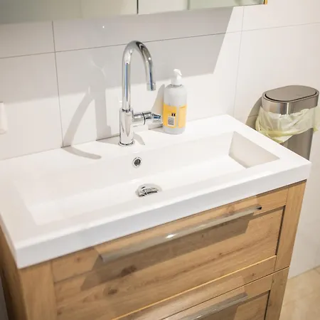 Alphabet -2e Pijnackerstraat 13 * Róterdam