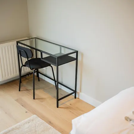 Apartamento Alphabet -2e Pijnackerstraat 13 *