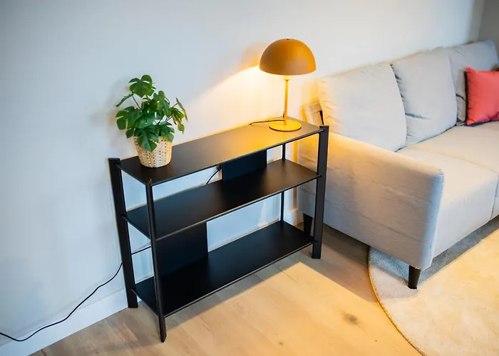 Alphabet -2e Pijnackerstraat 13 *