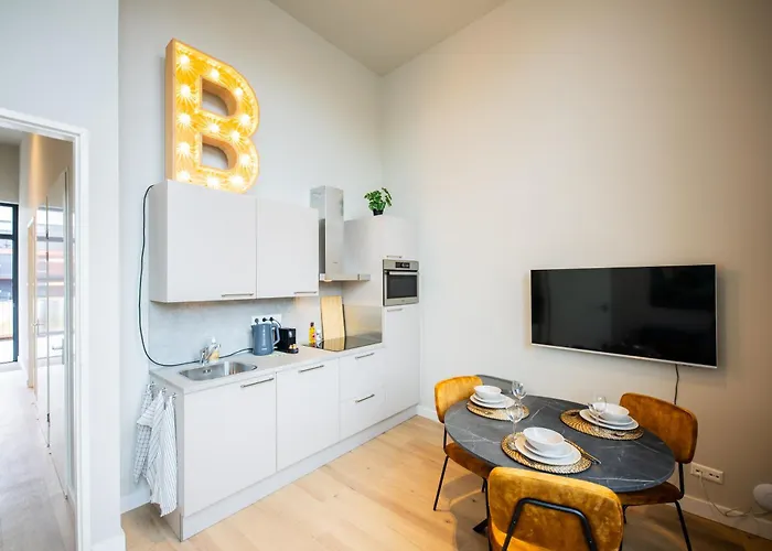 Alphabet -2e Pijnackerstraat 13